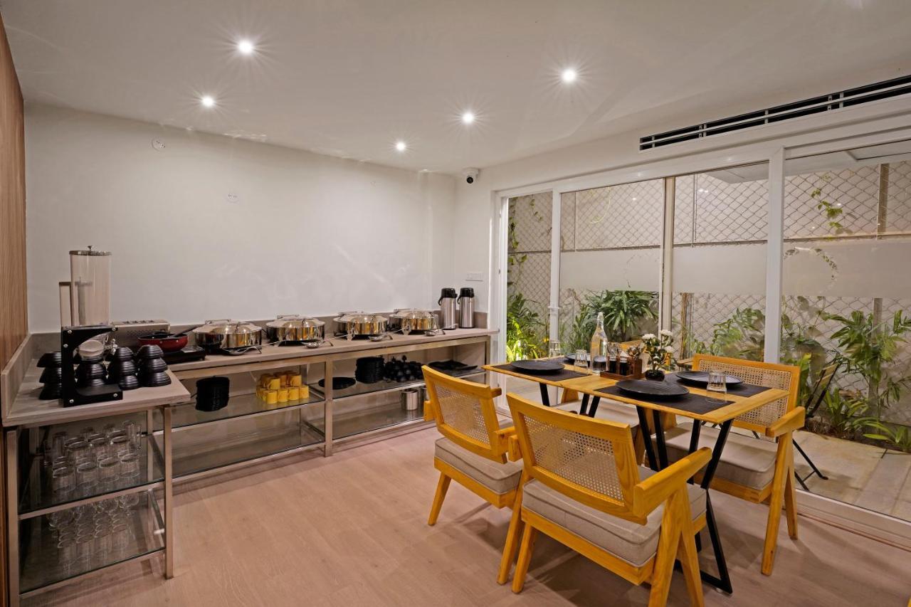 העיר בנגלור Nest By Rivido Apart Hotel, Bannerghatta Road מראה חיצוני תמונה